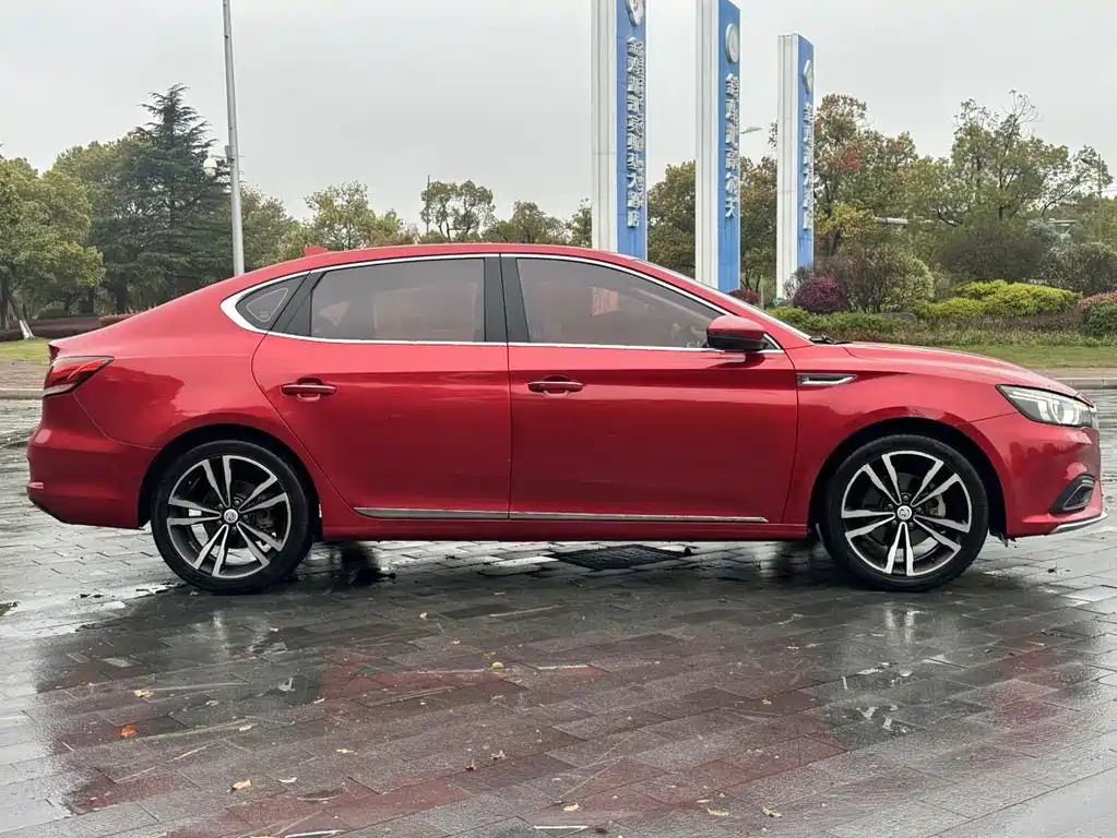 MG MG6 — миниатюра 8