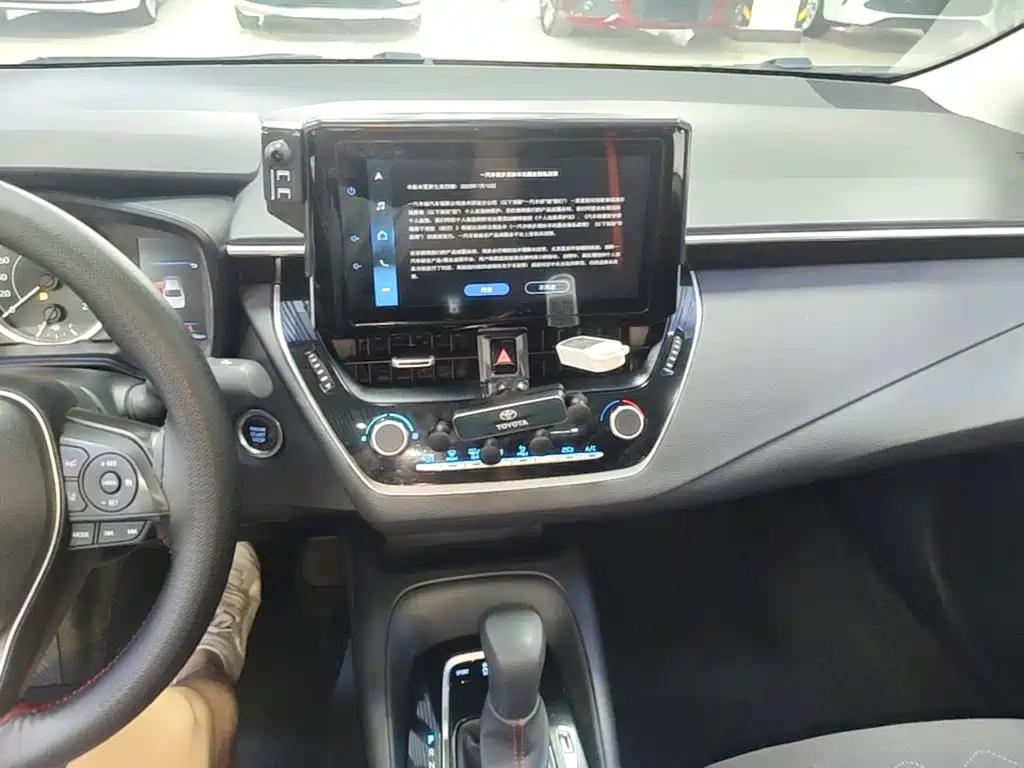 Toyota Corolla — миниатюра 13