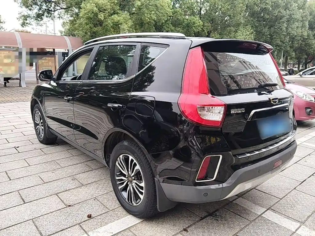 Geely Vision X6 — миниатюра 5