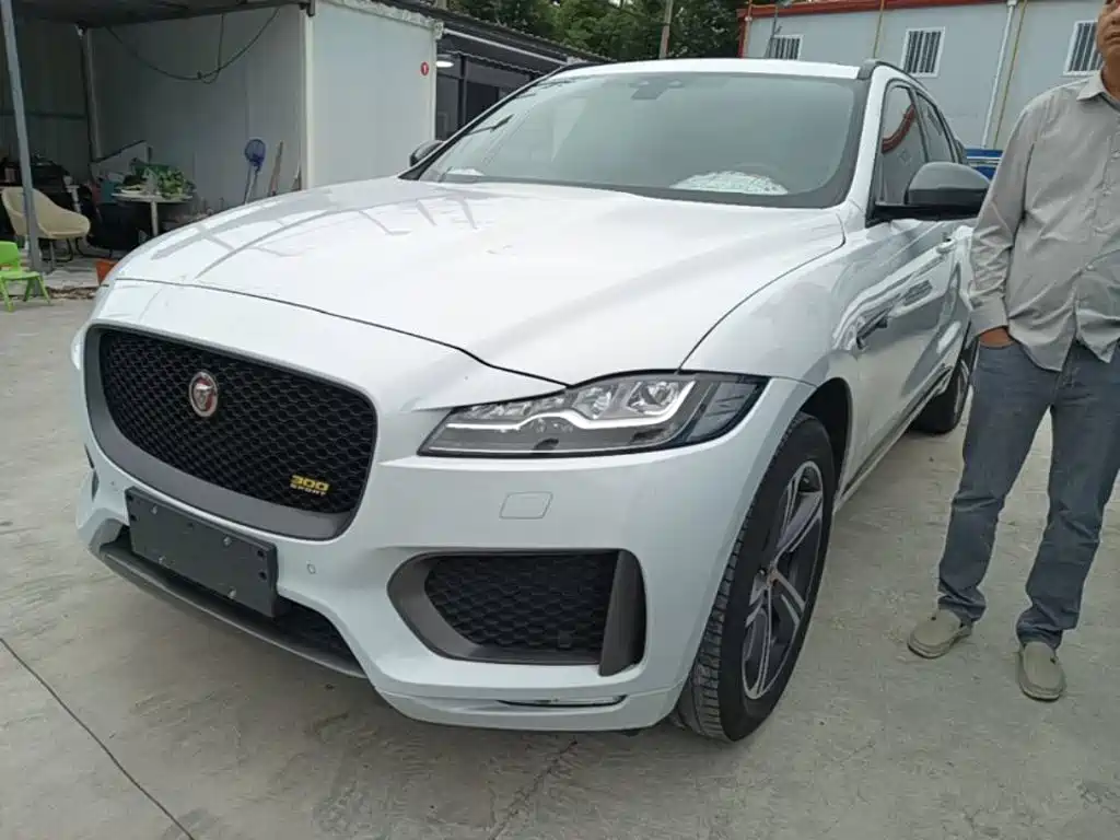 Jaguar F-PACE — миниатюра 2