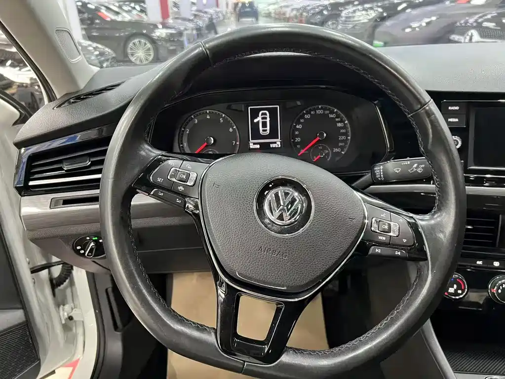 Volkswagen Bora — миниатюра 11
