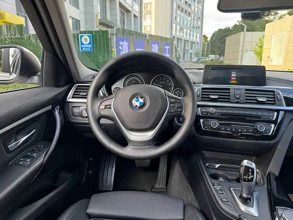 BMW 3 Series — миниатюра 16