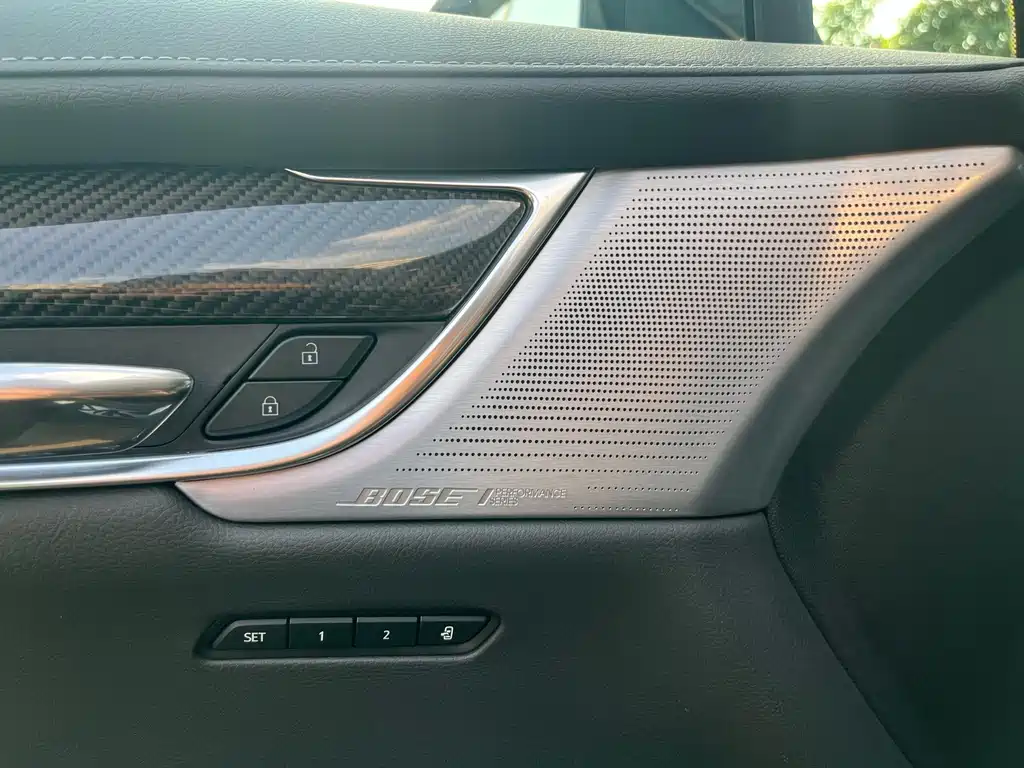 Cadillac XT6 — миниатюра 30