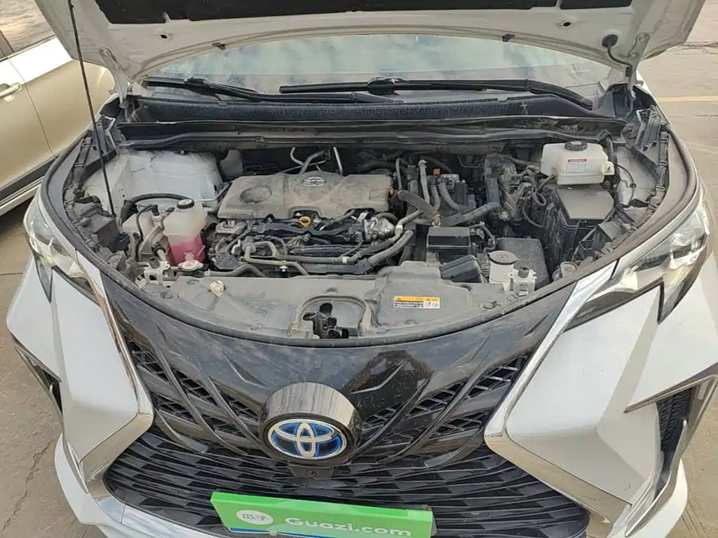 Toyota Sienna — миниатюра 20