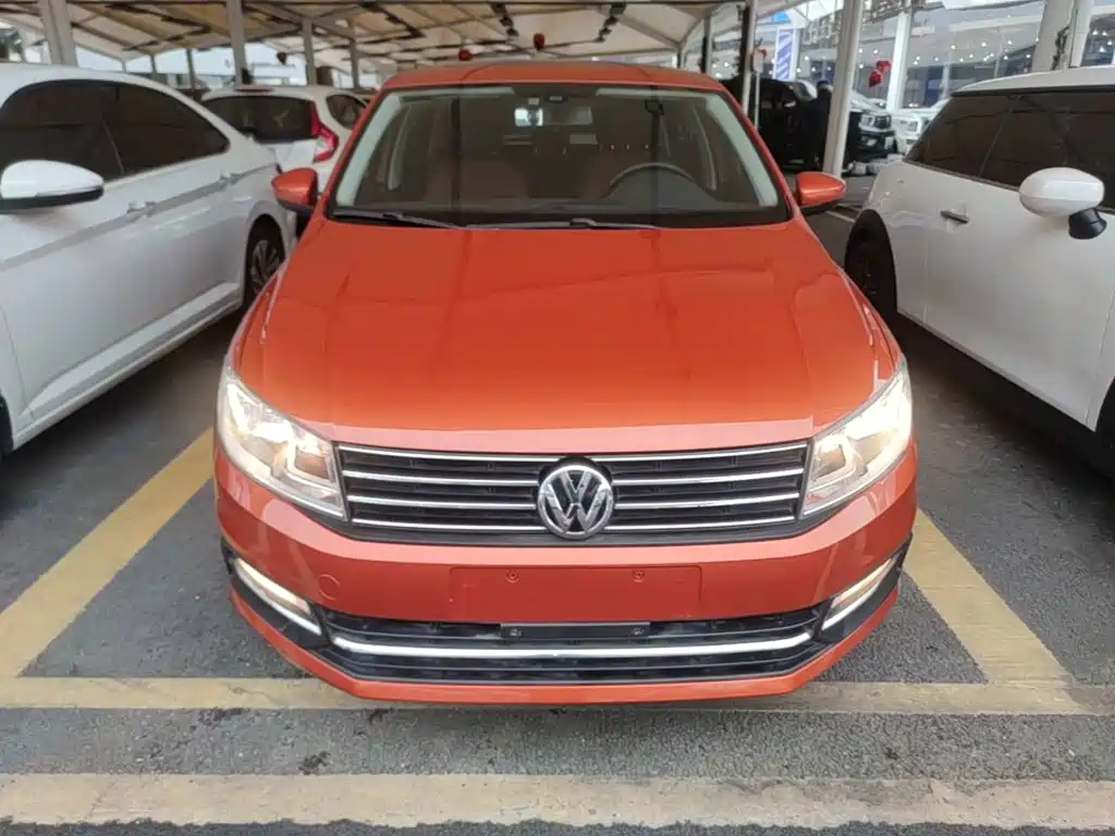 Volkswagen Santana — миниатюра 3