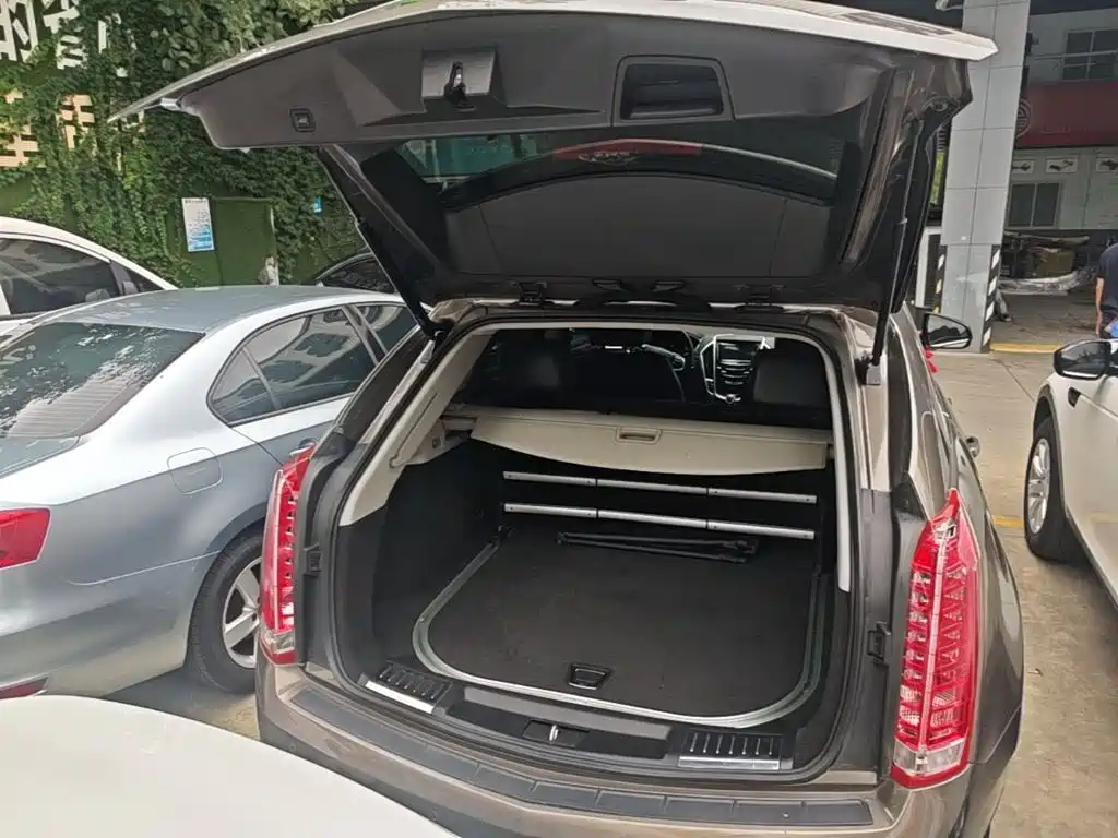 Cadillac SRX — миниатюра 19