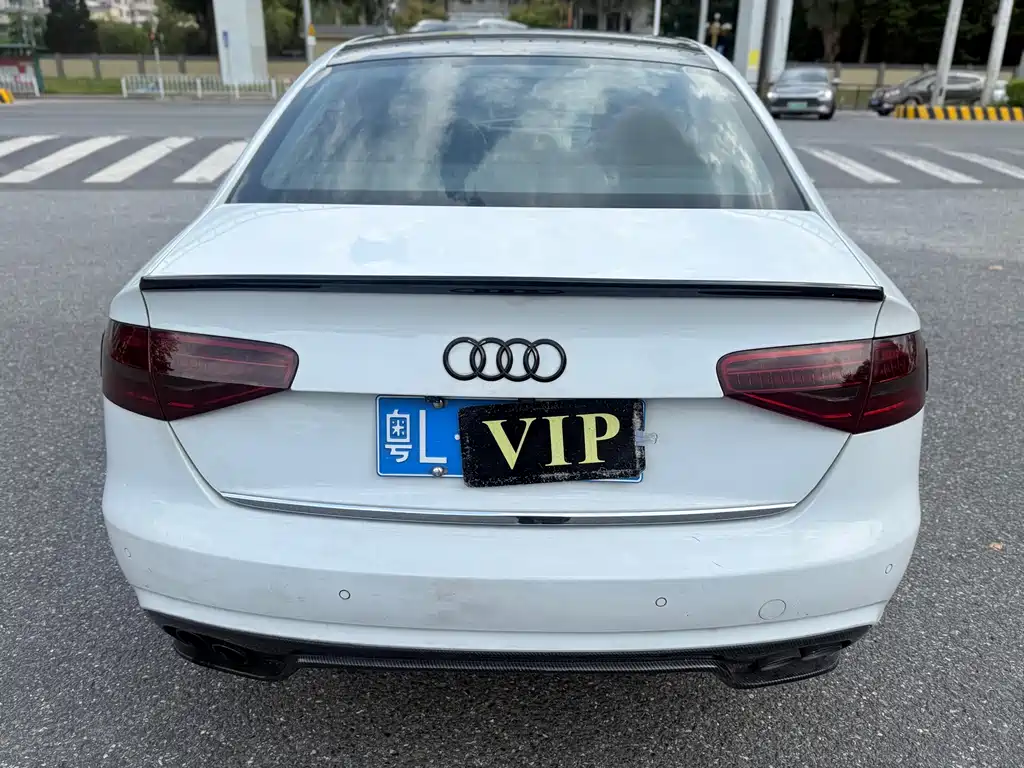 Audi A4L — миниатюра 6
