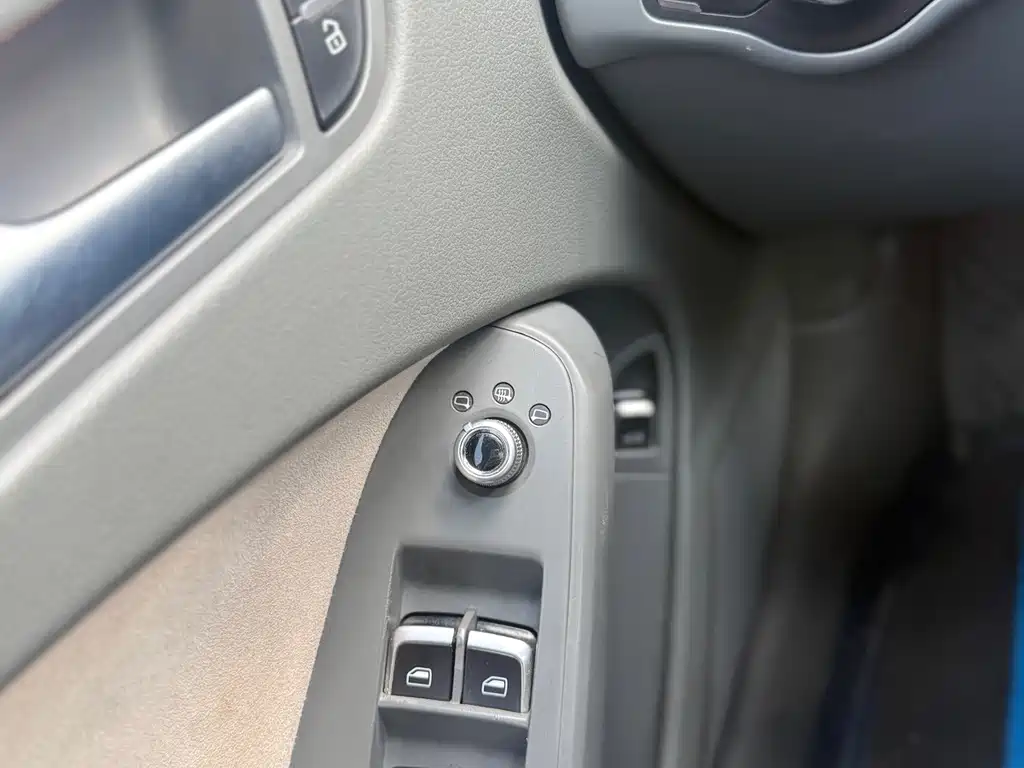 Audi A4L — миниатюра 13