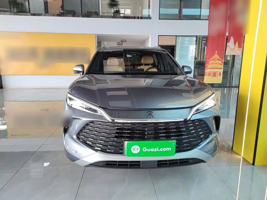 BYD L DM-i — миниатюра 3