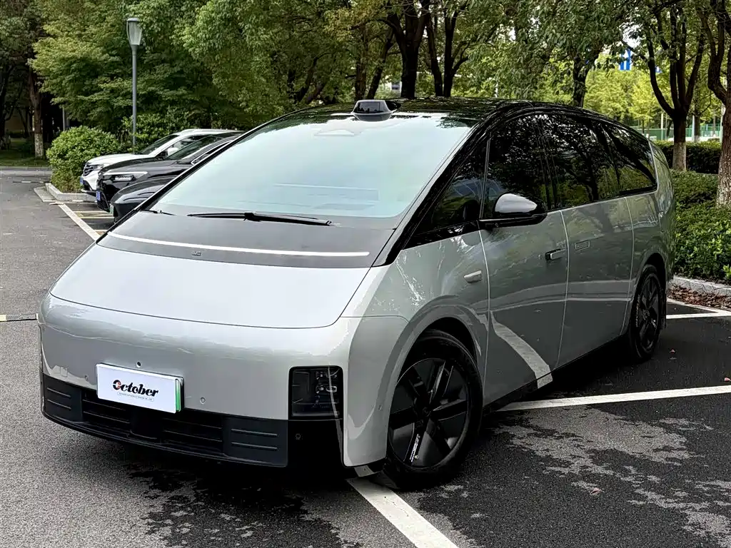Li Auto Li MEGA