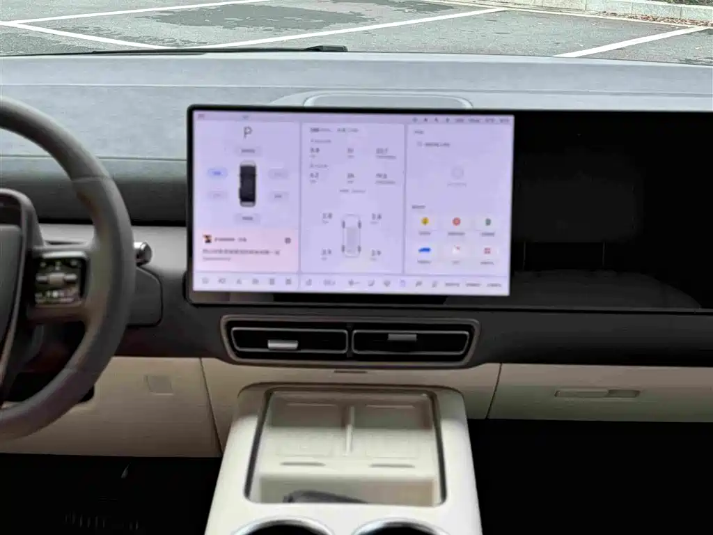 Li Auto Li MEGA — миниатюра 15