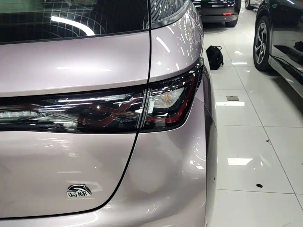 BYD Dolphin — миниатюра 8