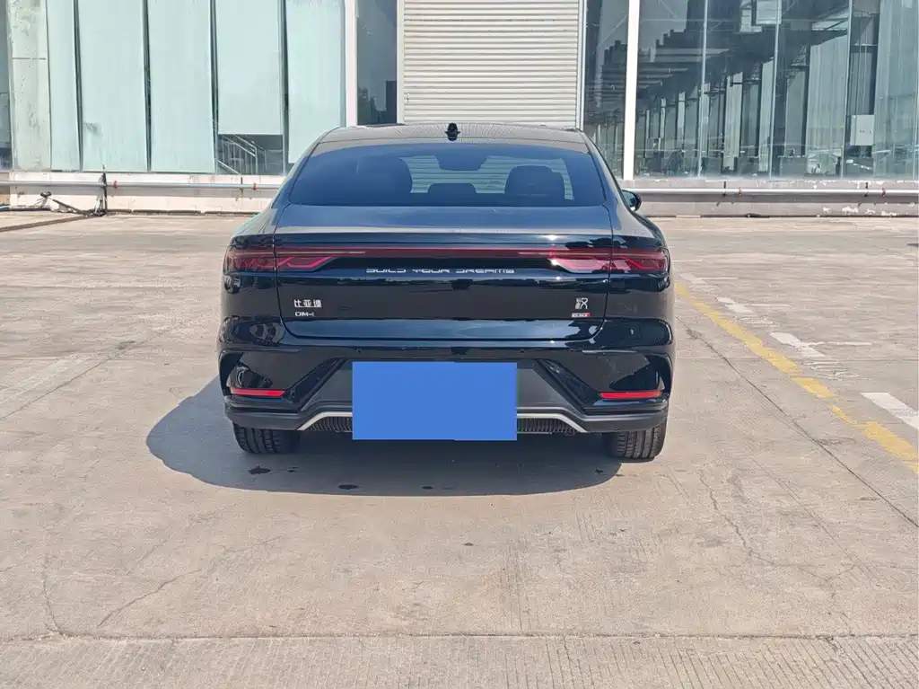 BYD Han — миниатюра 8