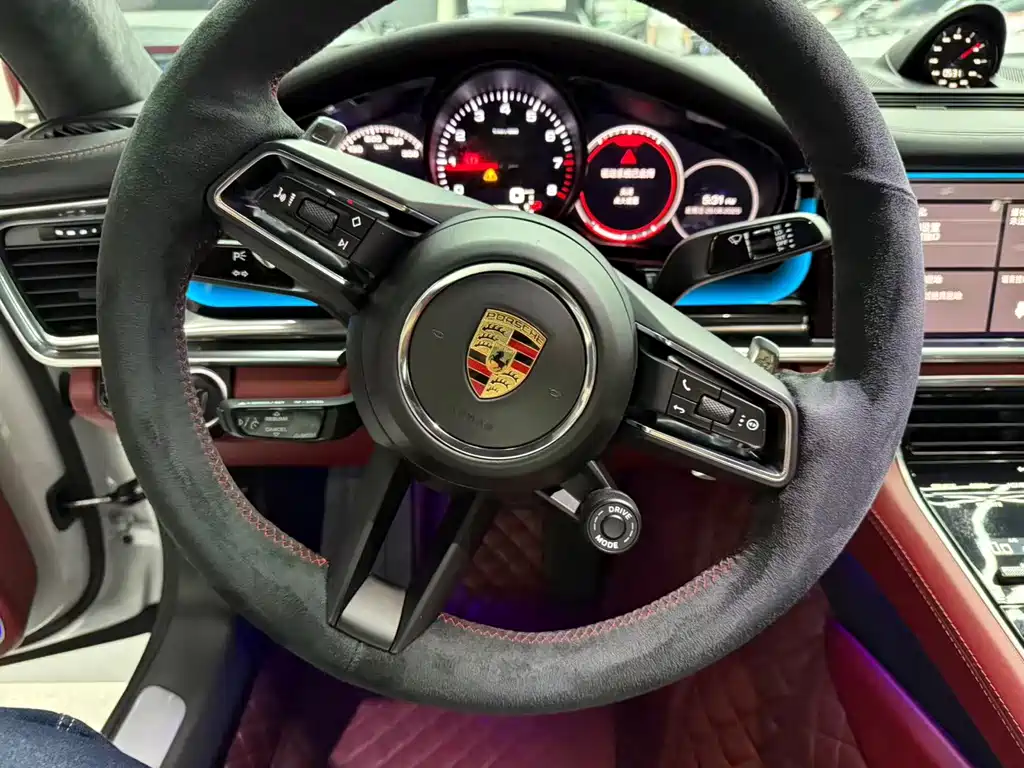 Porsche Panamera — миниатюра 7