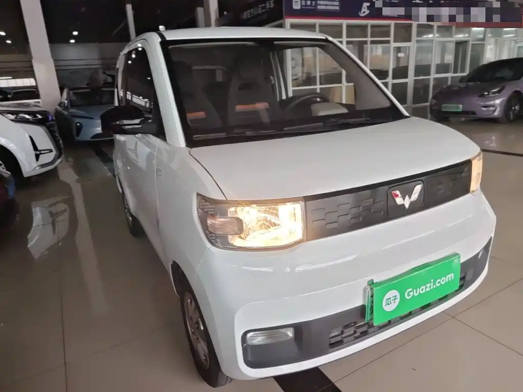 Wuling MINIEV — миниатюра 4
