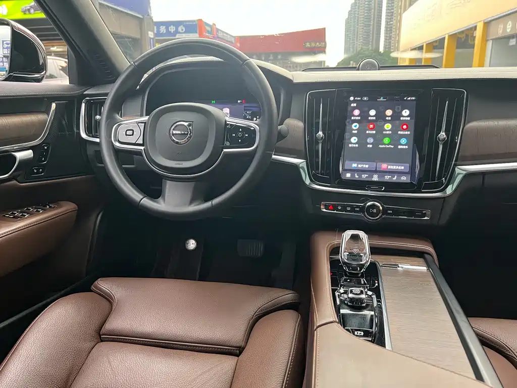 Volvo S90 — миниатюра 20