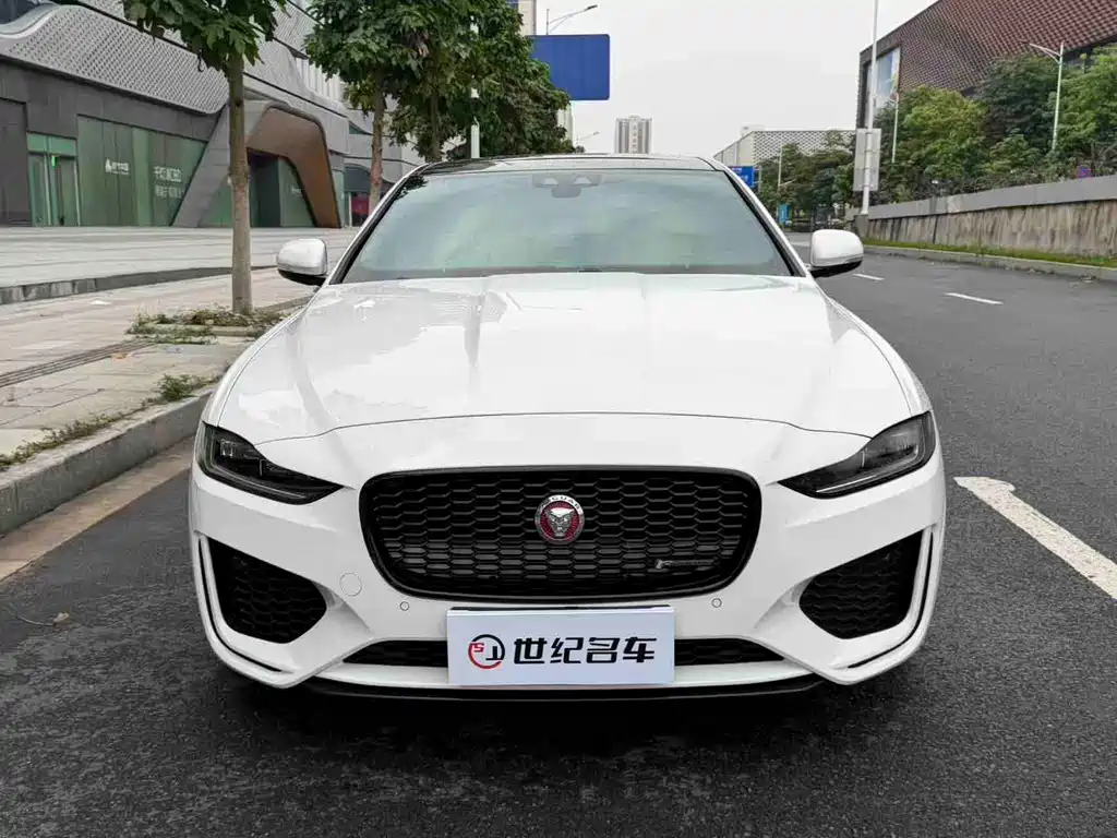 Jaguar XEL — миниатюра 2