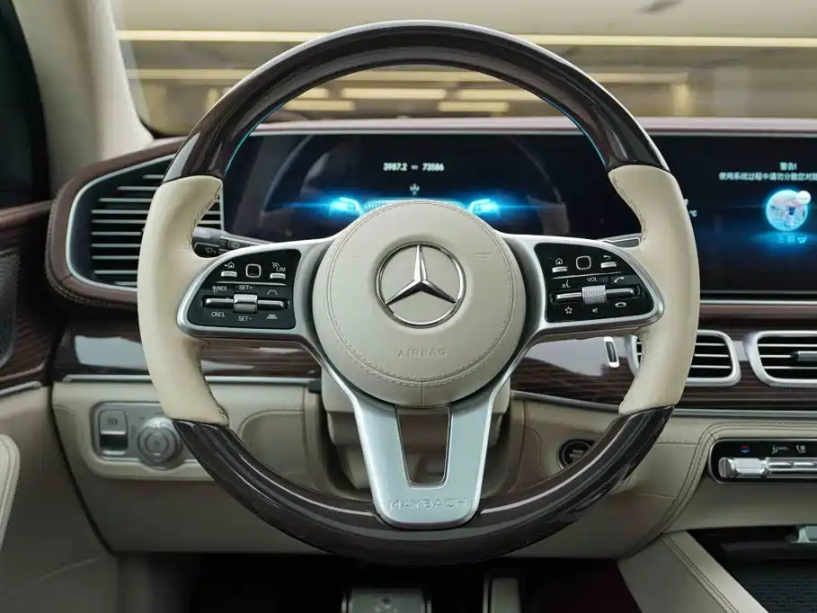 Mercedes-Benz GLS — миниатюра 14