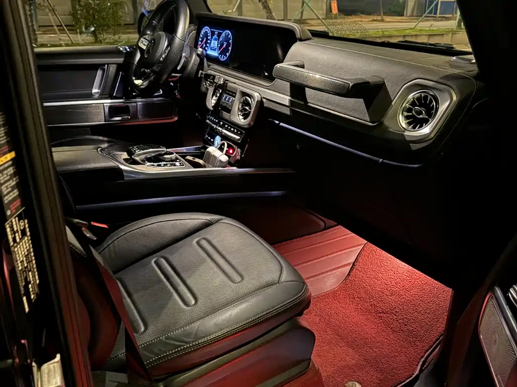Mercedes-Benz G-Class — миниатюра 6