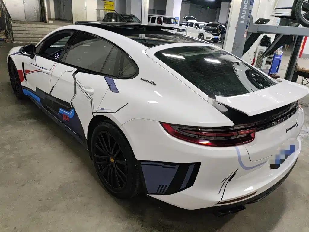 Porsche Panamera — миниатюра 4