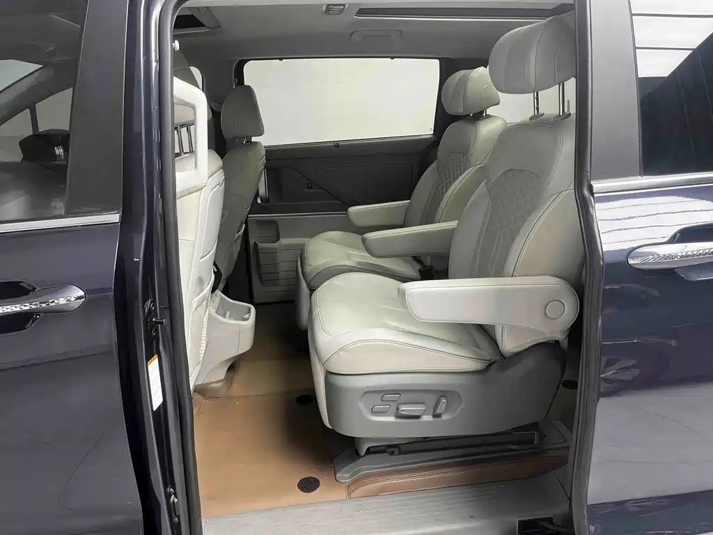 Hyundai Custo — миниатюра 16