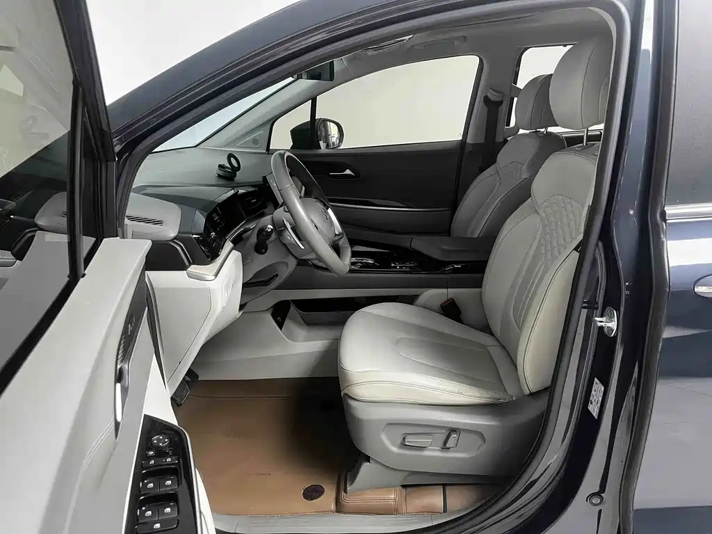 Hyundai Custo — миниатюра 14
