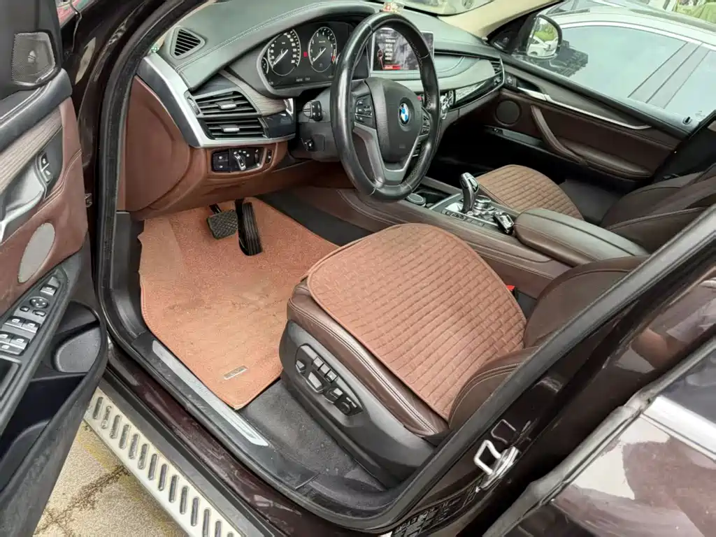 BMW X5 (Import) — миниатюра 6