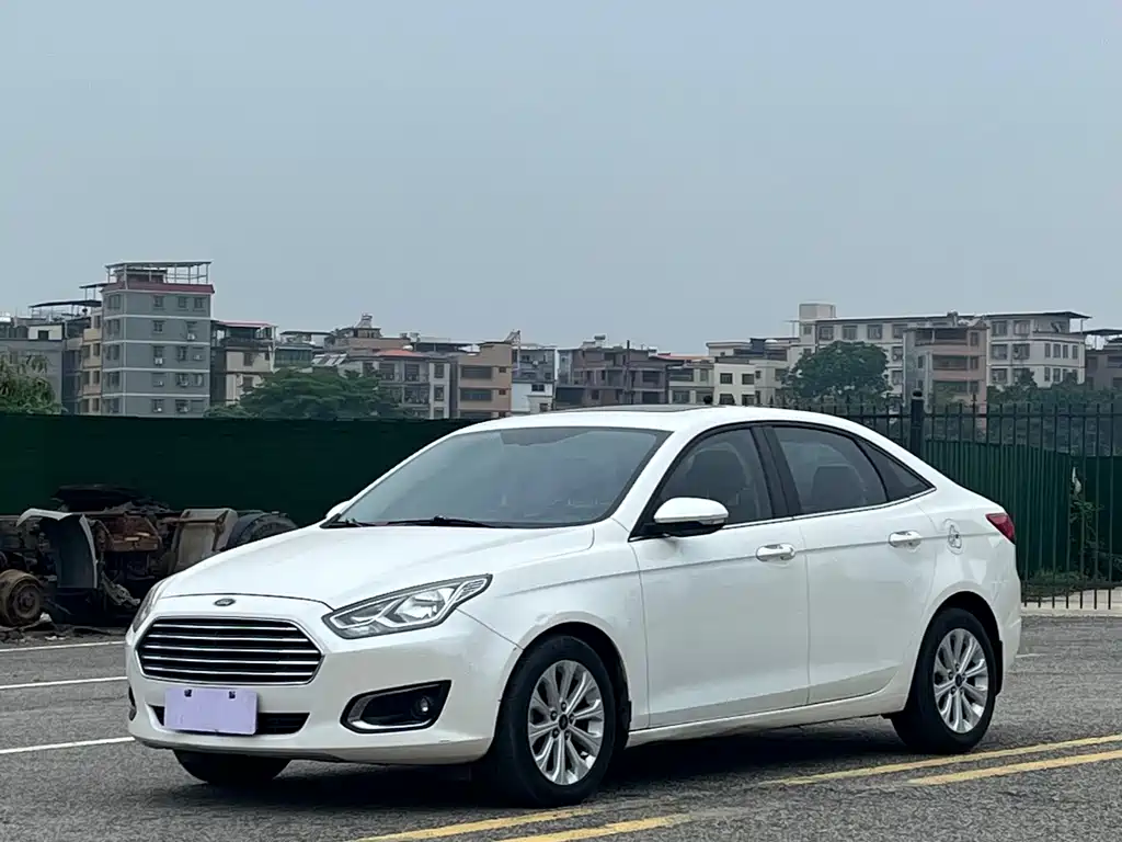 Ford Escort 2016