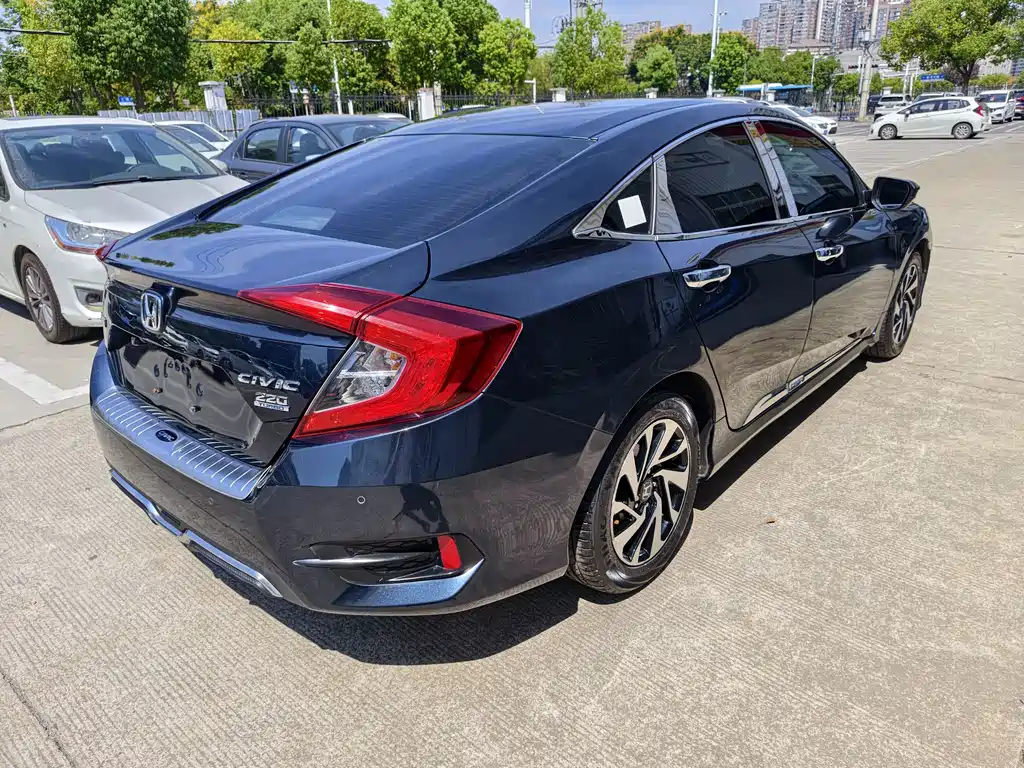 Honda Civic — миниатюра 6