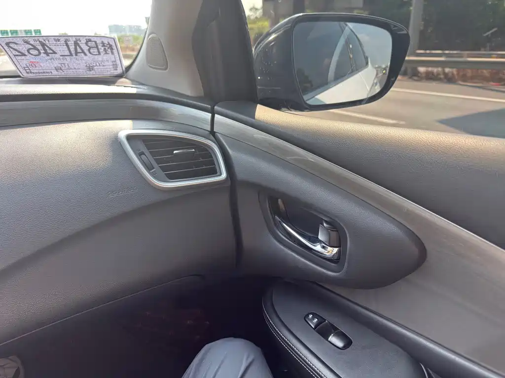 Nissan Murano — миниатюра 14