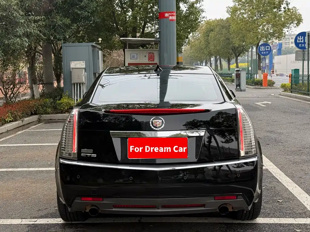 Cadillac CTS 2010 3.0 Luxury Sport
