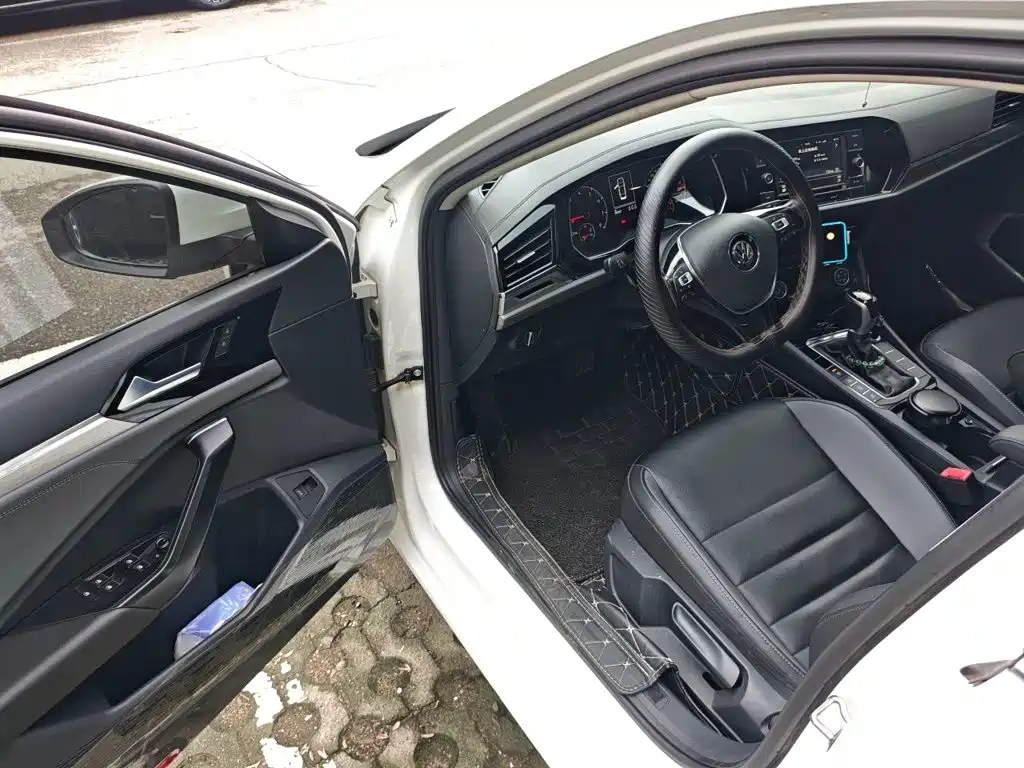 Volkswagen Sagitar — миниатюра 12