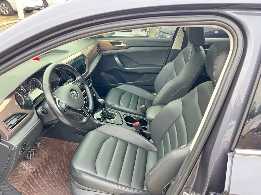 Volkswagen Tharu — миниатюра 9