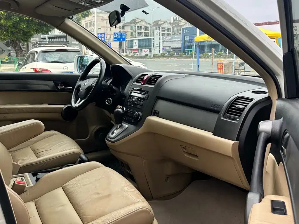 Honda CR-V — миниатюра 9