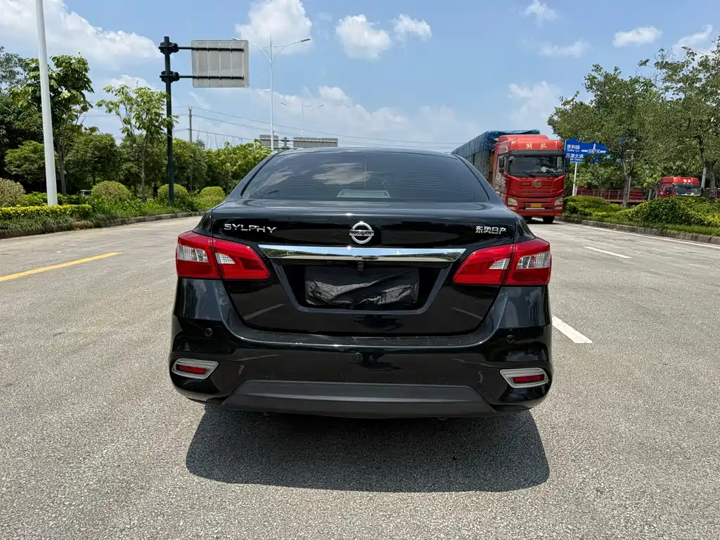 Nissan Sylphy 1.6XL CVT Luxury Edition, фото 5