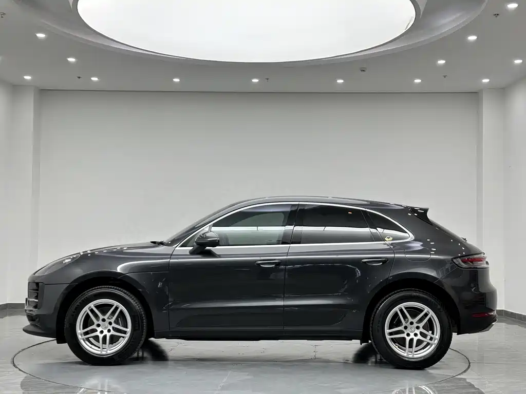 Porsche Macan — миниатюра 4