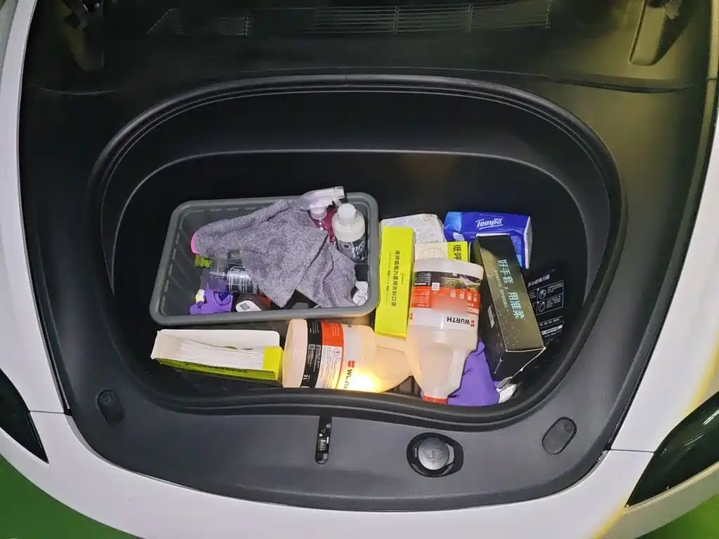 Tesla Model 3 — миниатюра 16