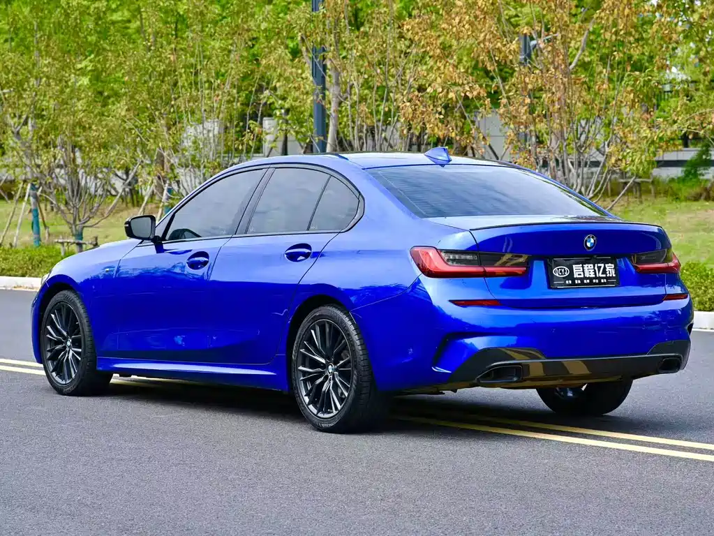 BMW 3 Series — миниатюра 18