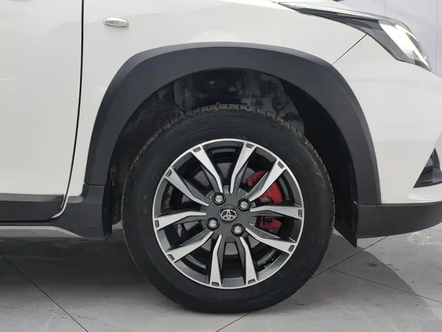 Toyota Yaris L — миниатюра 6
