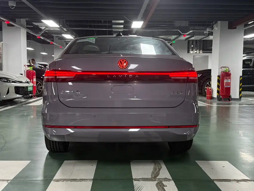 Volkswagen Lavida 2026 Pro 300TSI