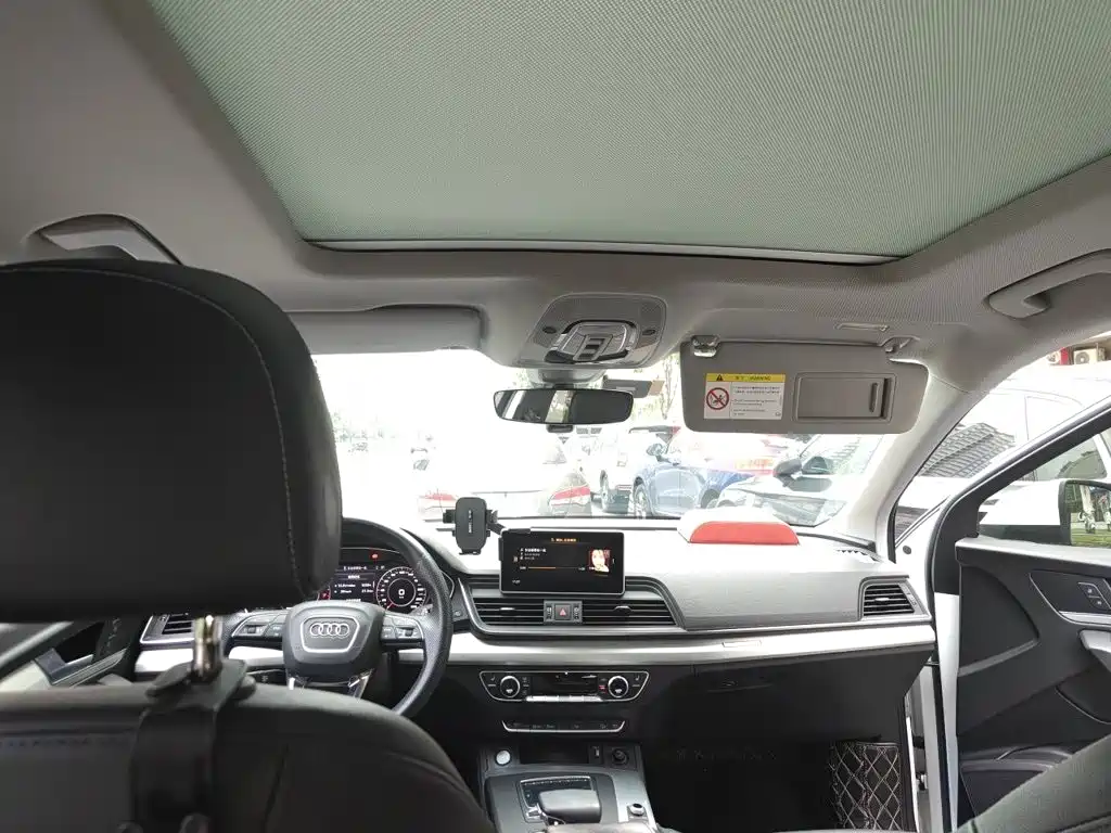 Audi Q5L — миниатюра 9