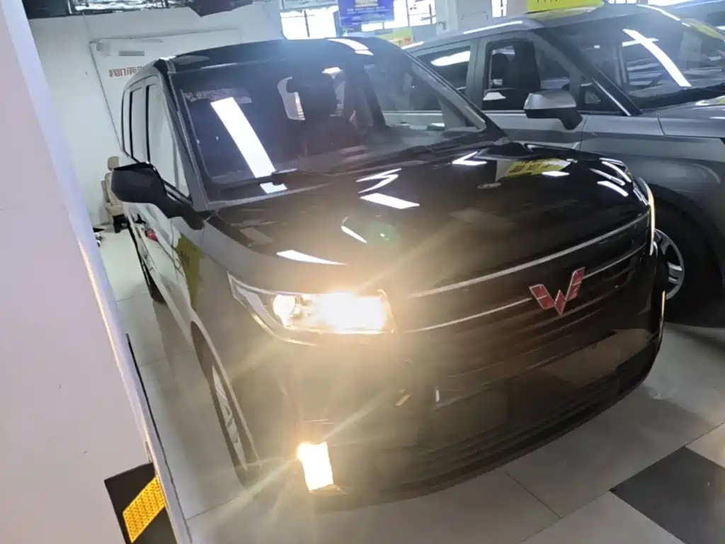 Wuling Hongguang PLUS — миниатюра 22
