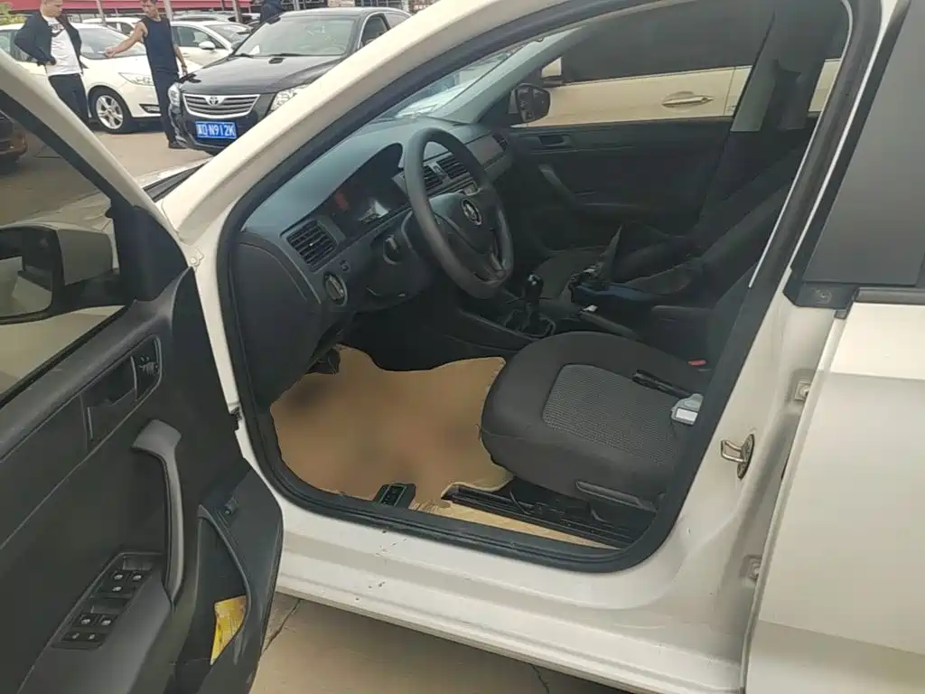 Volkswagen Santana — миниатюра 16