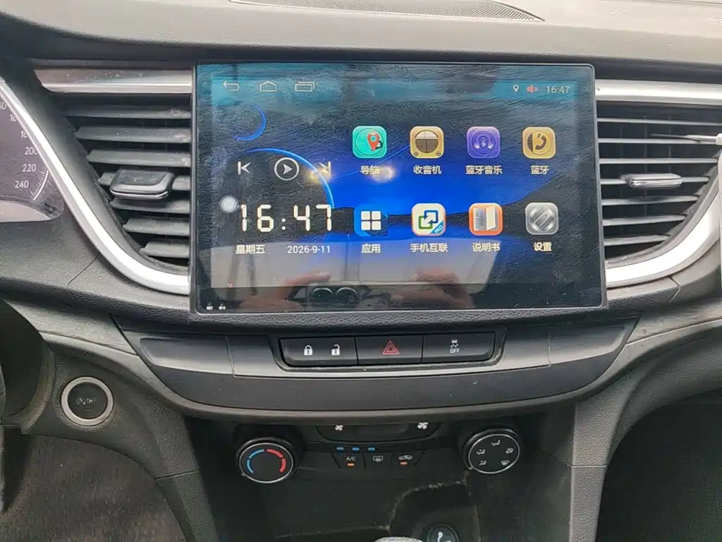 Buick Excelle — миниатюра 13