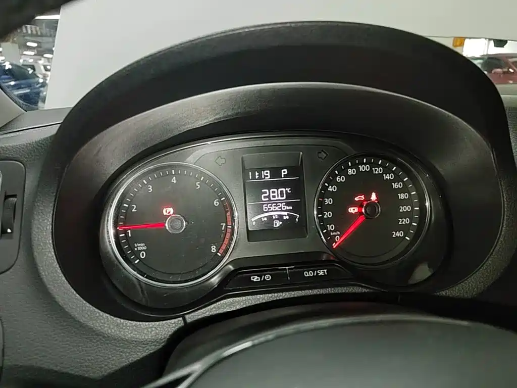 Volkswagen Polo — миниатюра 12