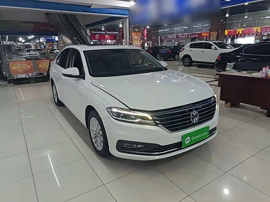Volkswagen Lavida — миниатюра 4