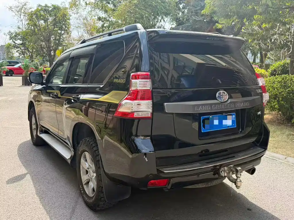 Toyota Land Cruiser Prado 2014 2.7L AT Standard
