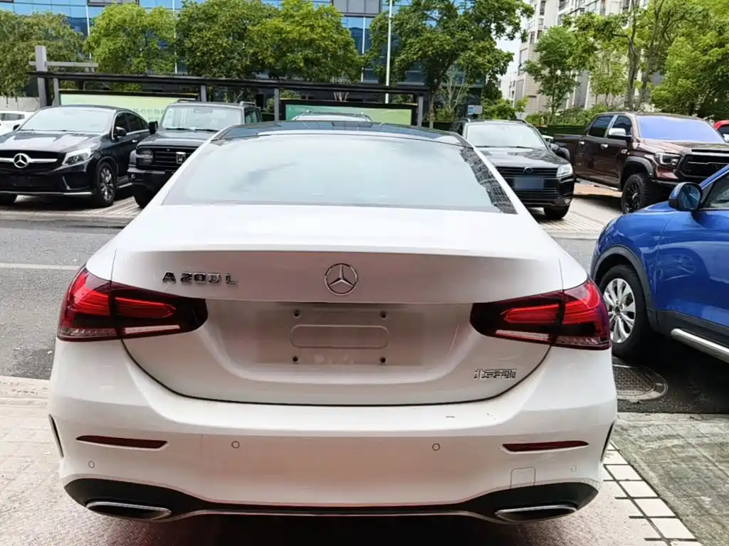 Mercedes-Benz A-Class — миниатюра 6