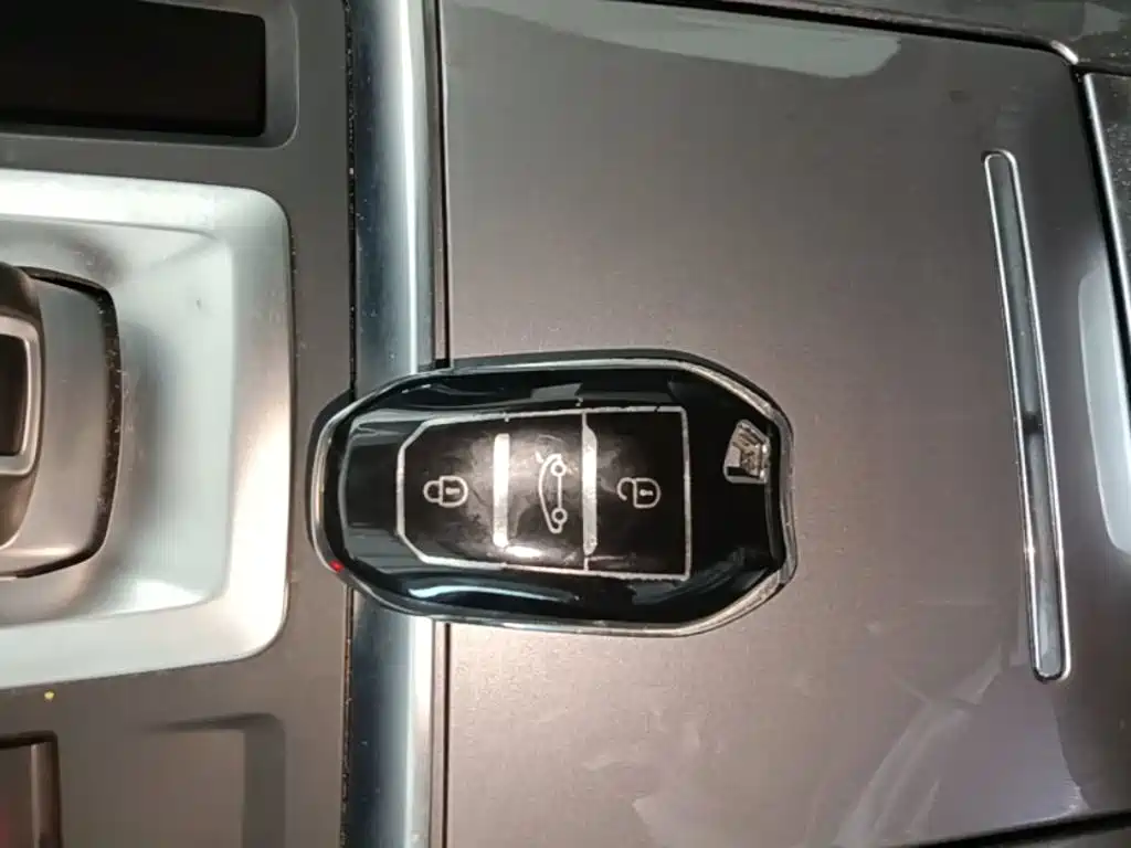 Citroen C6 — миниатюра 9