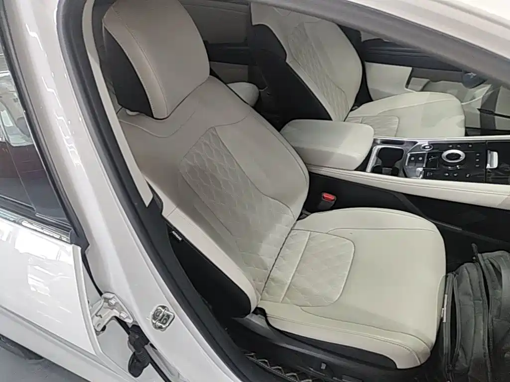 Kia Sportage - фото 25